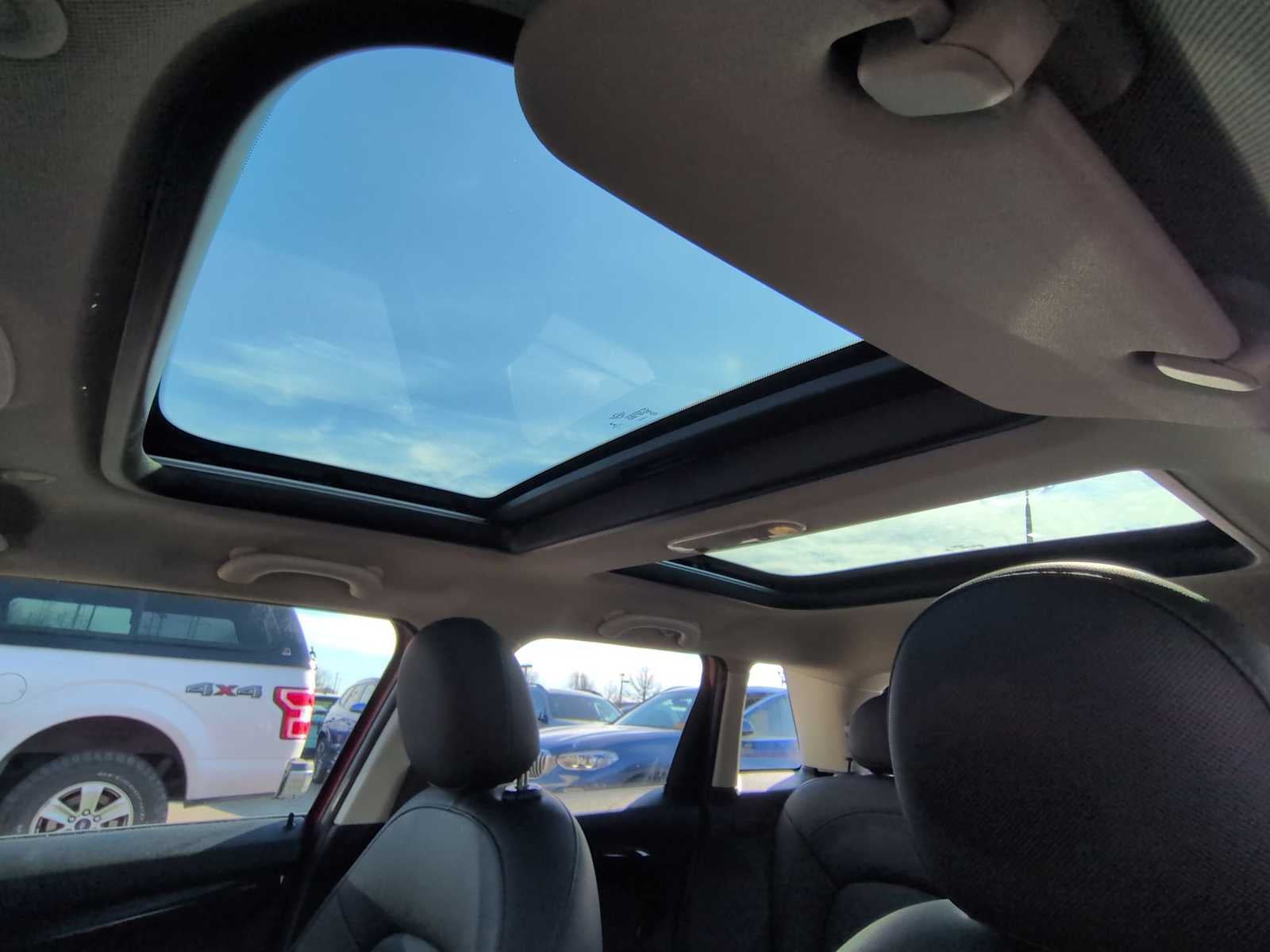 2019 MINI HARDTOP 4 DOOR SIGNATURE