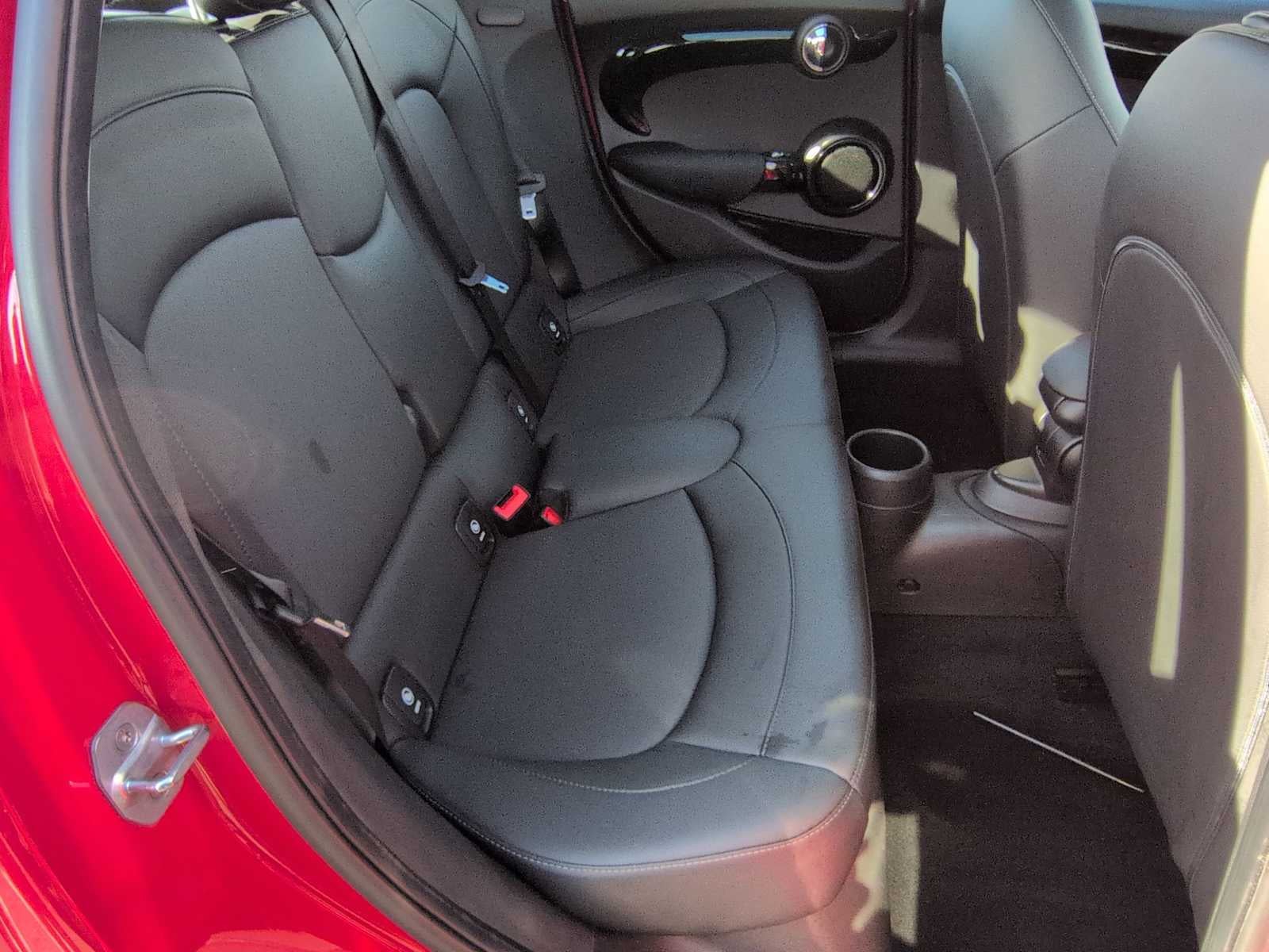 2019 MINI HARDTOP 4 DOOR SIGNATURE