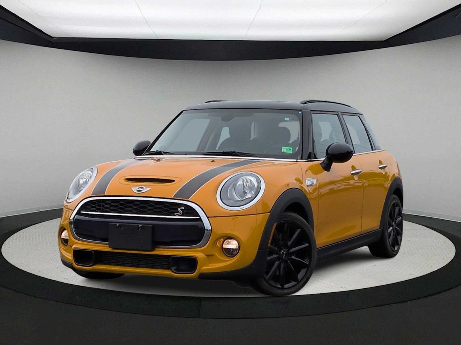 2017 MINI HARDTOP 4 DOOR Cooper S