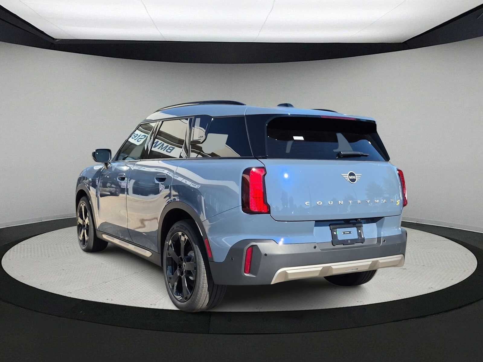 2027 MINI COUNTRYMAN ICONIC