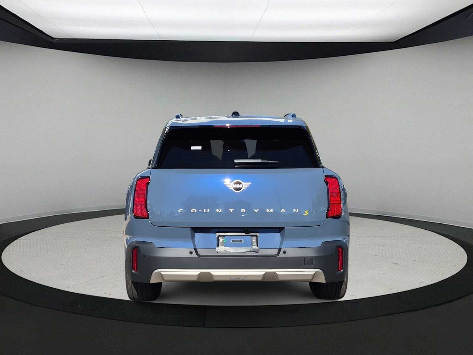 2027 MINI COUNTRYMAN ICONIC