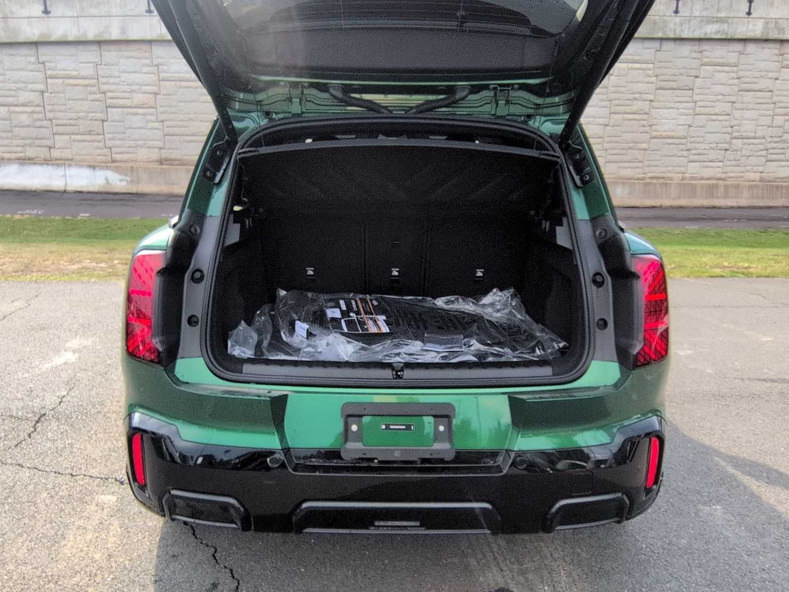 2027 MINI Countryman ICONIC