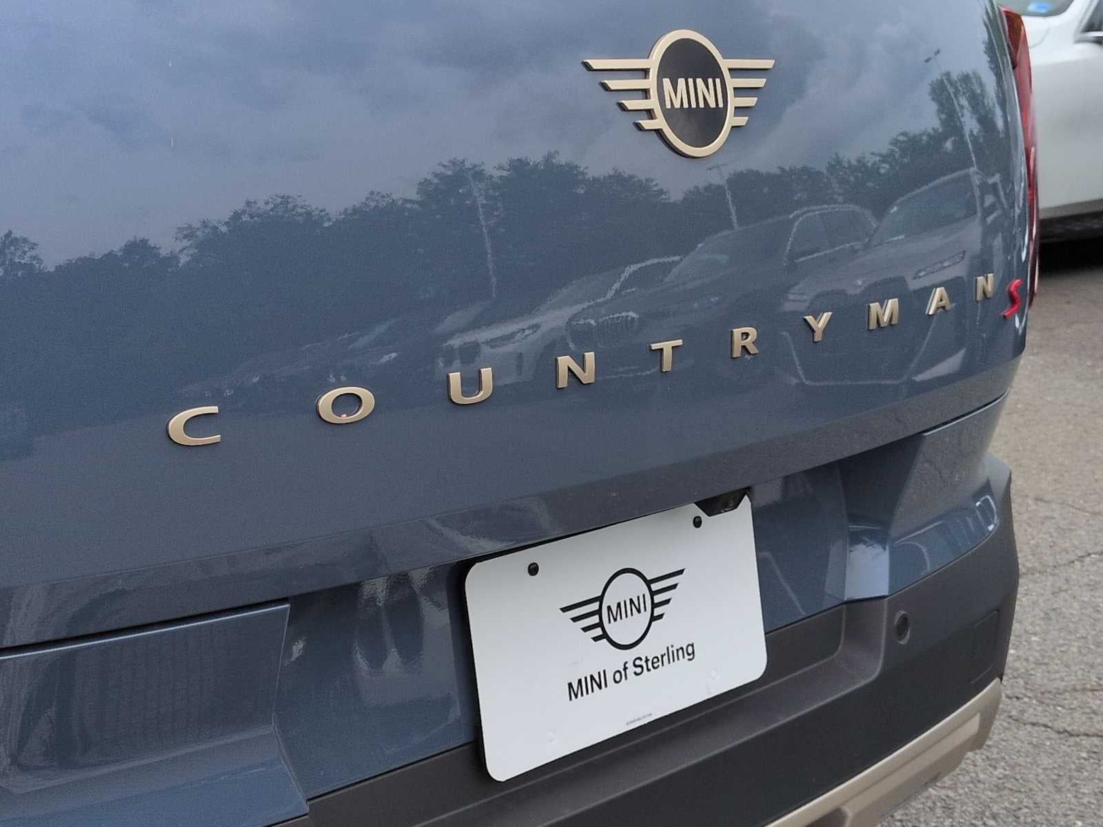 2027 MINI COUNTRYMAN ICONIC
