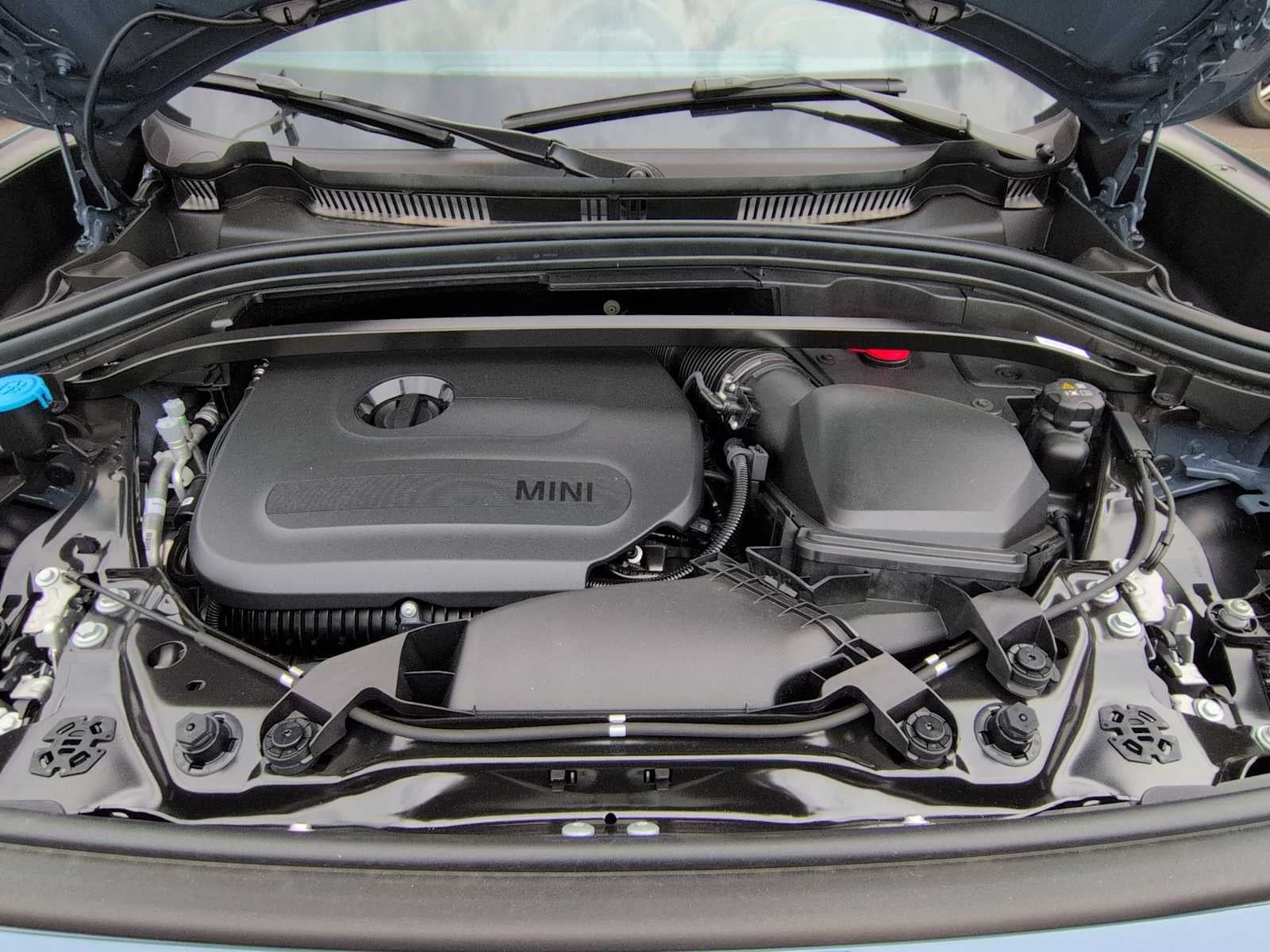 2027 MINI COUNTRYMAN ICONIC