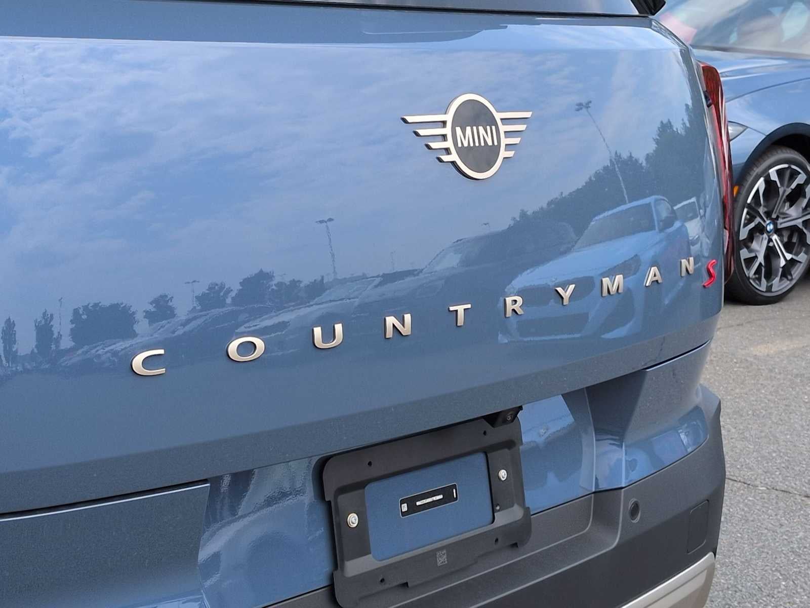2027 MINI COUNTRYMAN ICONIC