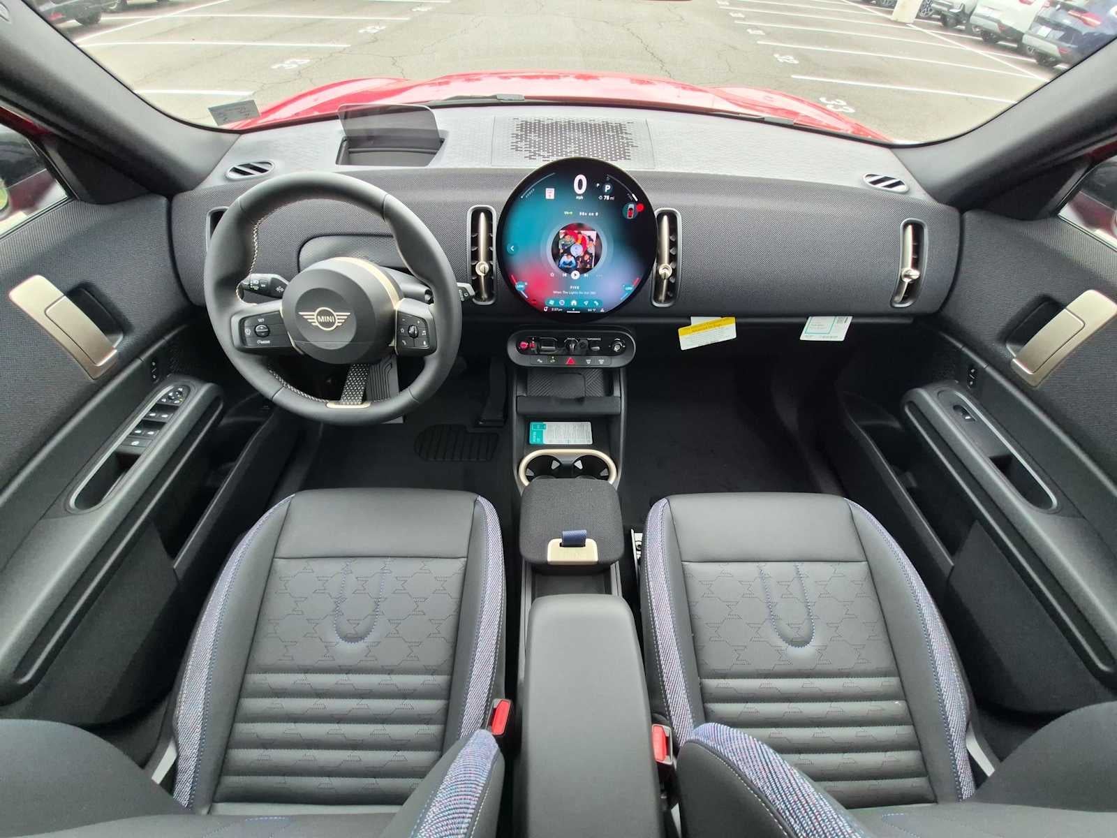 2027 MINI COUNTRYMAN SIGNATURE PLUS