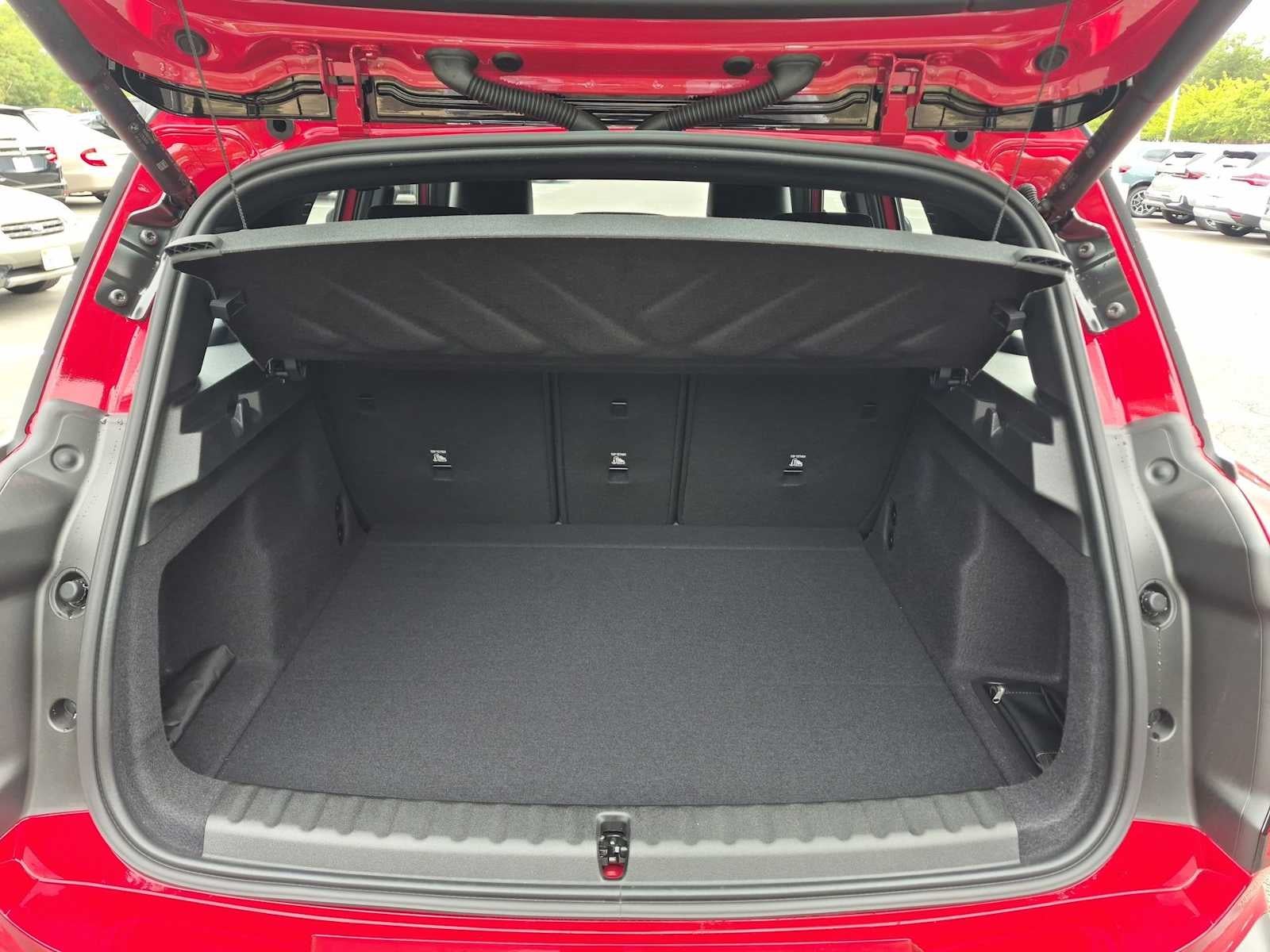 2027 MINI COUNTRYMAN SIGNATURE PLUS