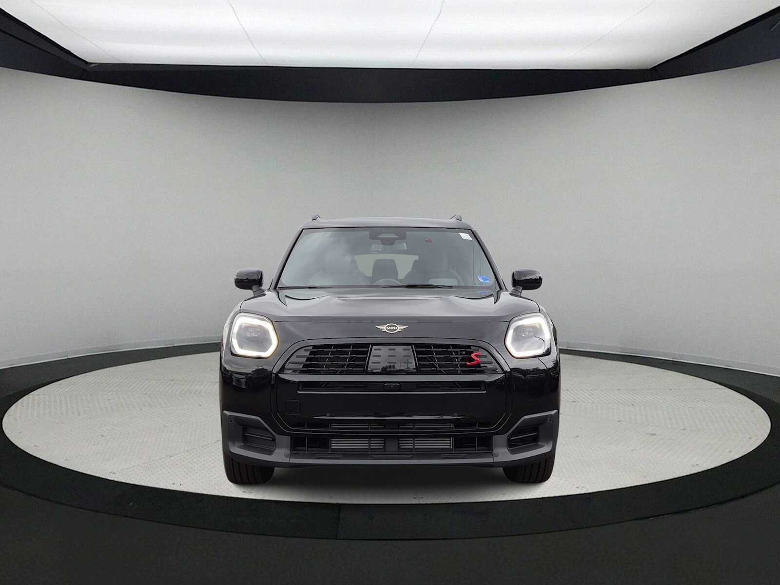 2027 MINI COUNTRYMAN ICONIC