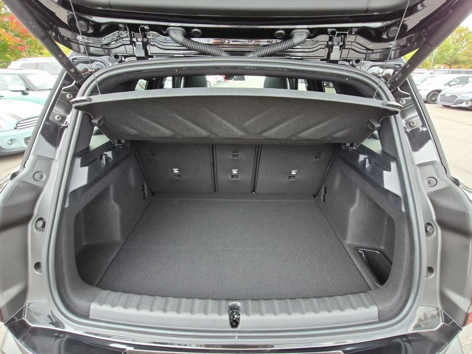 2027 MINI COUNTRYMAN ICONIC