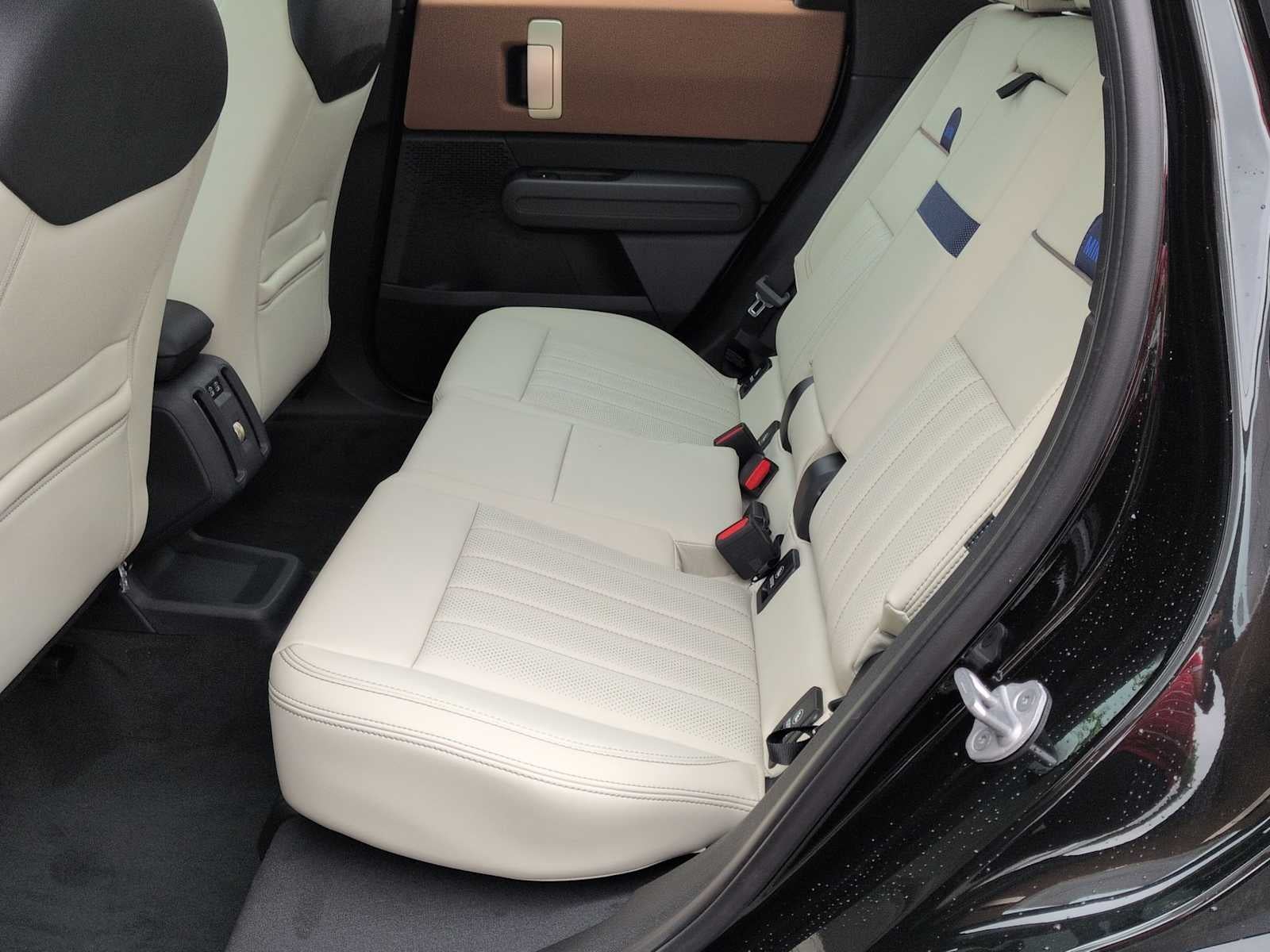 2027 MINI COUNTRYMAN SIGNATURE PLUS
