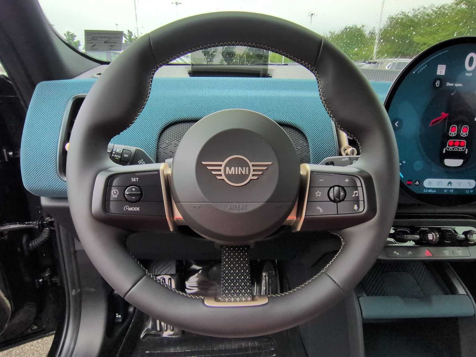 2027 MINI COUNTRYMAN SIGNATURE PLUS