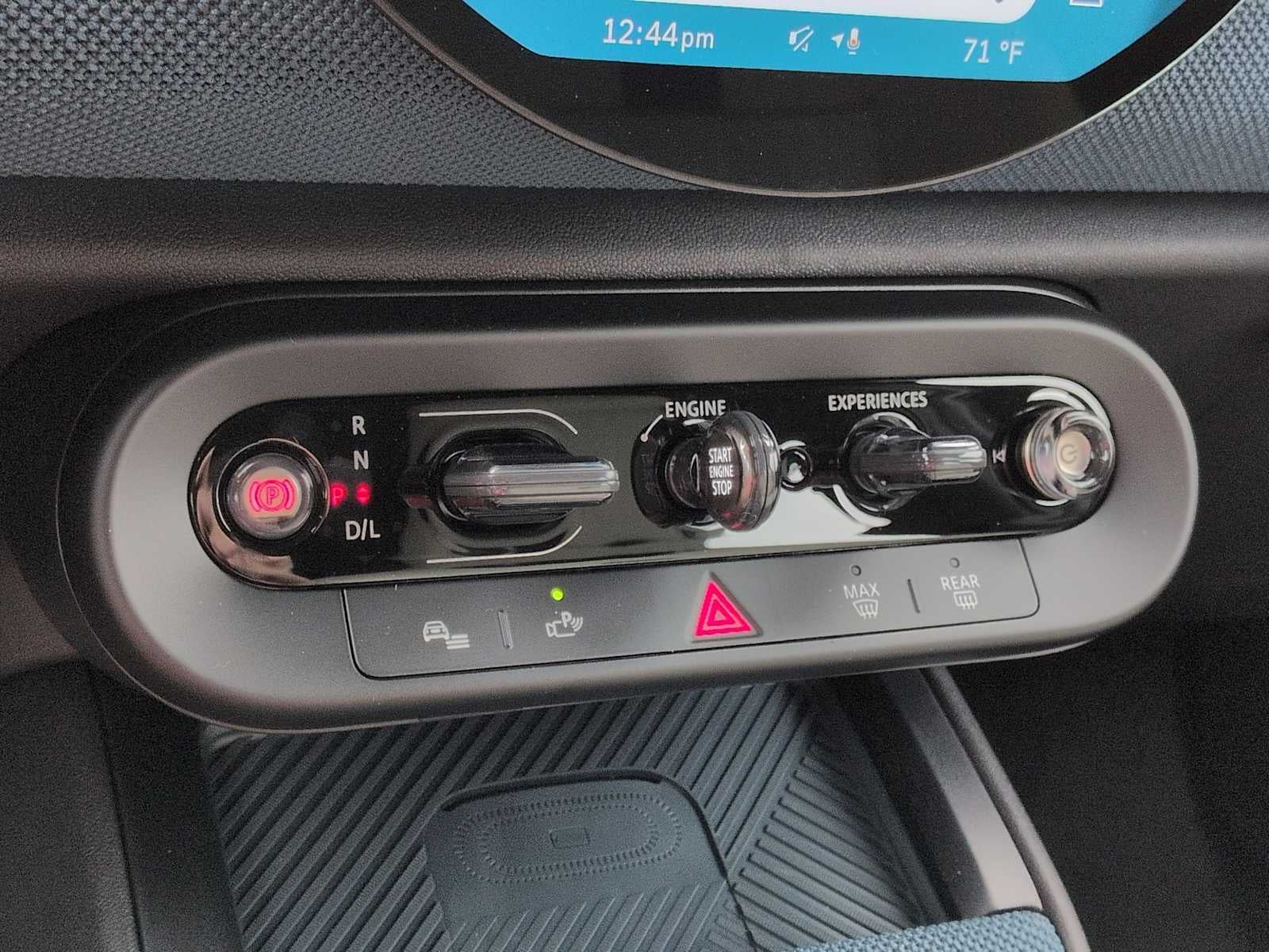 2027 MINI COUNTRYMAN SIGNATURE PLUS
