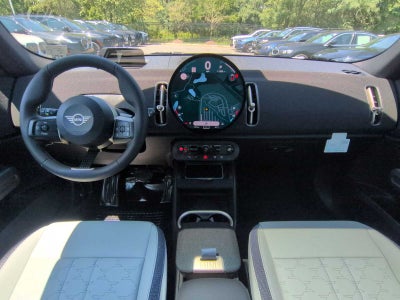 2027 MINI COUNTRYMAN SIGNATURE PLUS