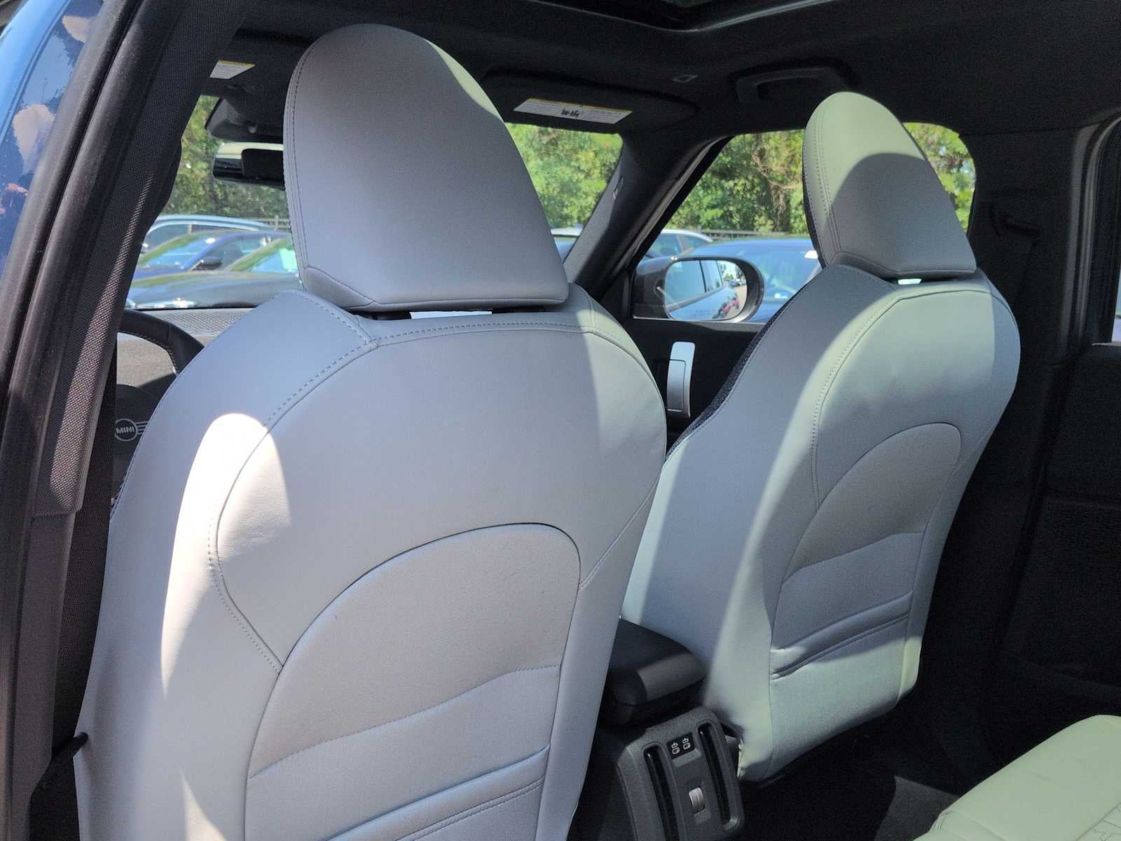 2027 MINI COUNTRYMAN SIGNATURE PLUS