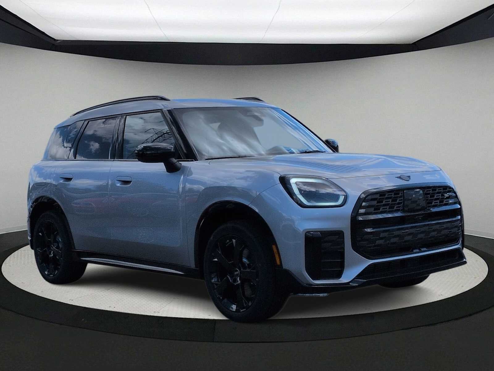 2027 MINI COUNTRYMAN ICONIC