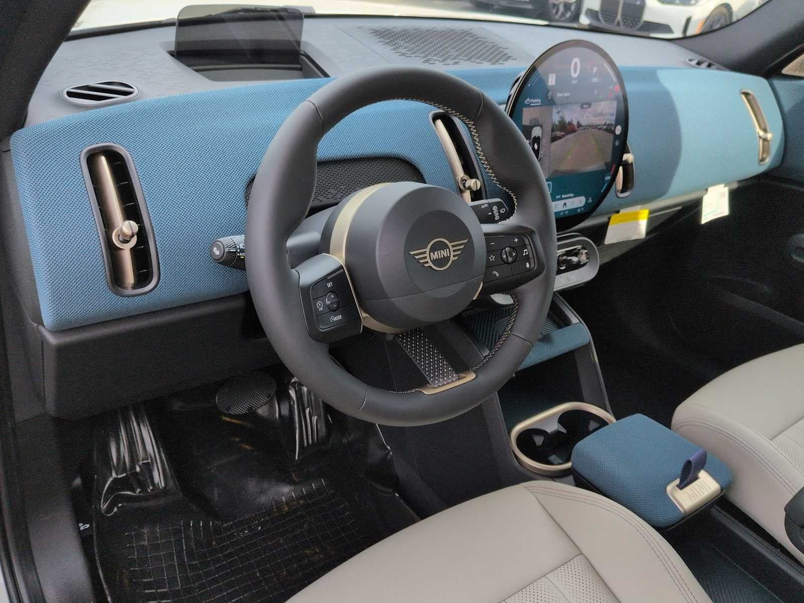 2027 MINI COUNTRYMAN ICONIC