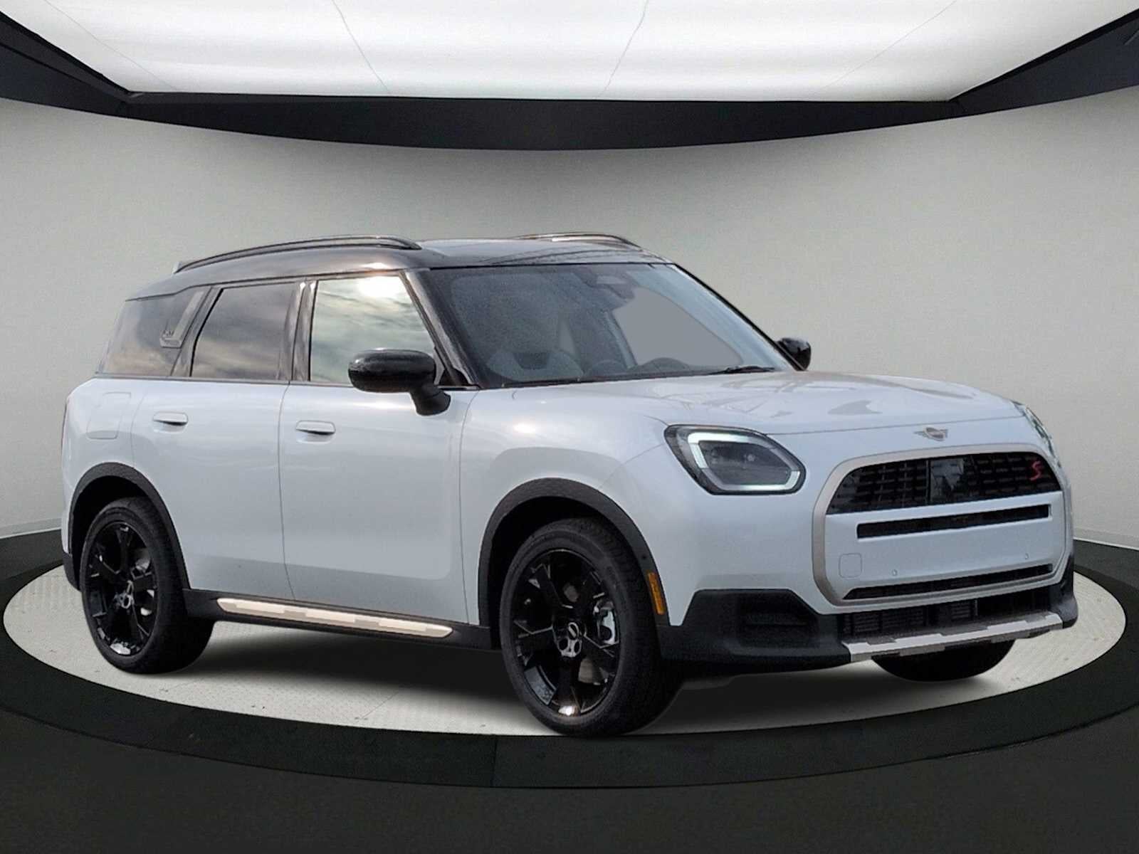 2027 MINI COUNTRYMAN ICONIC