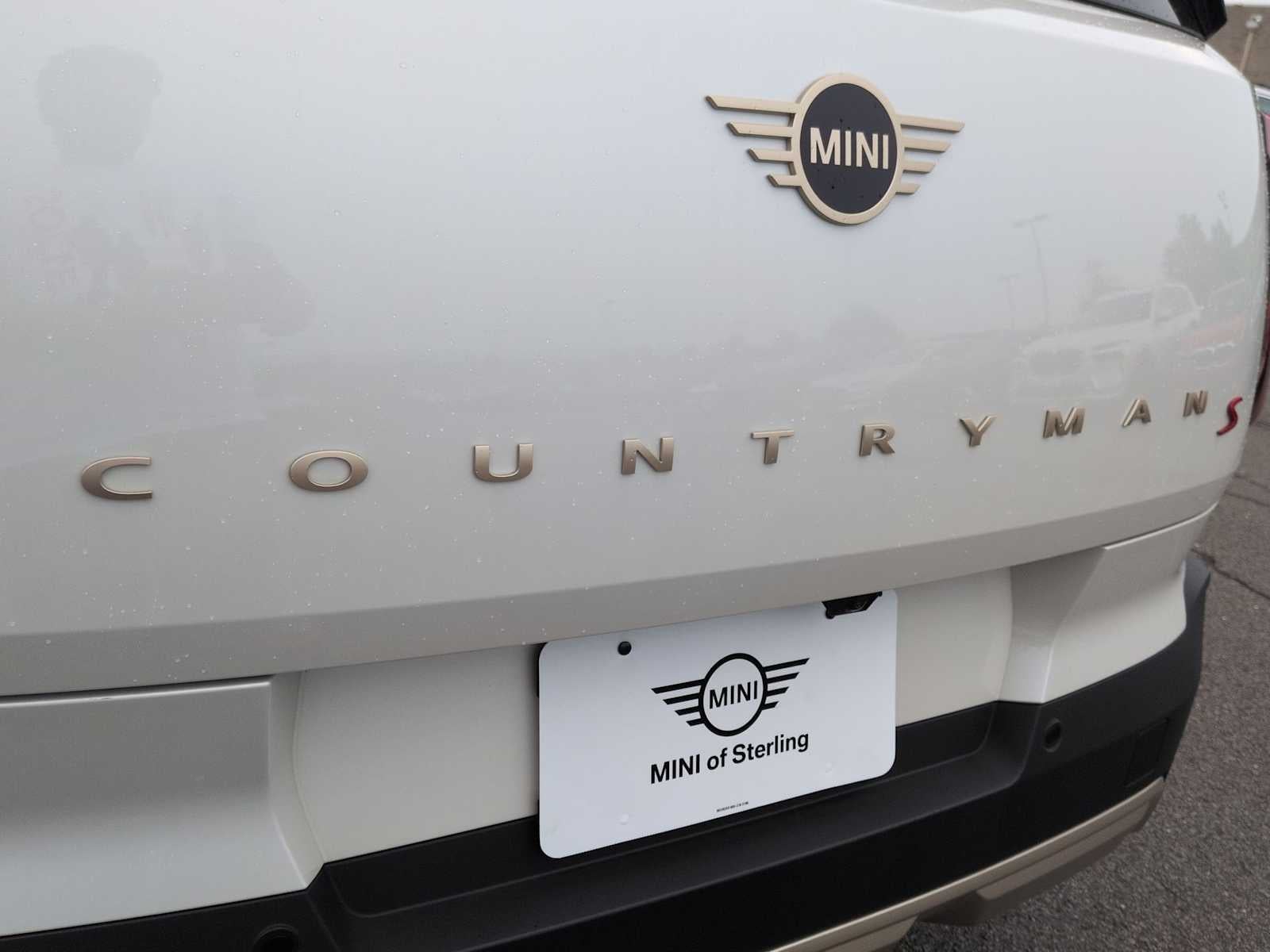 2027 MINI COUNTRYMAN ICONIC