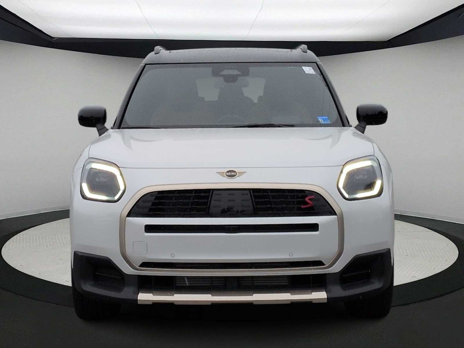 2027 MINI COUNTRYMAN ICONIC