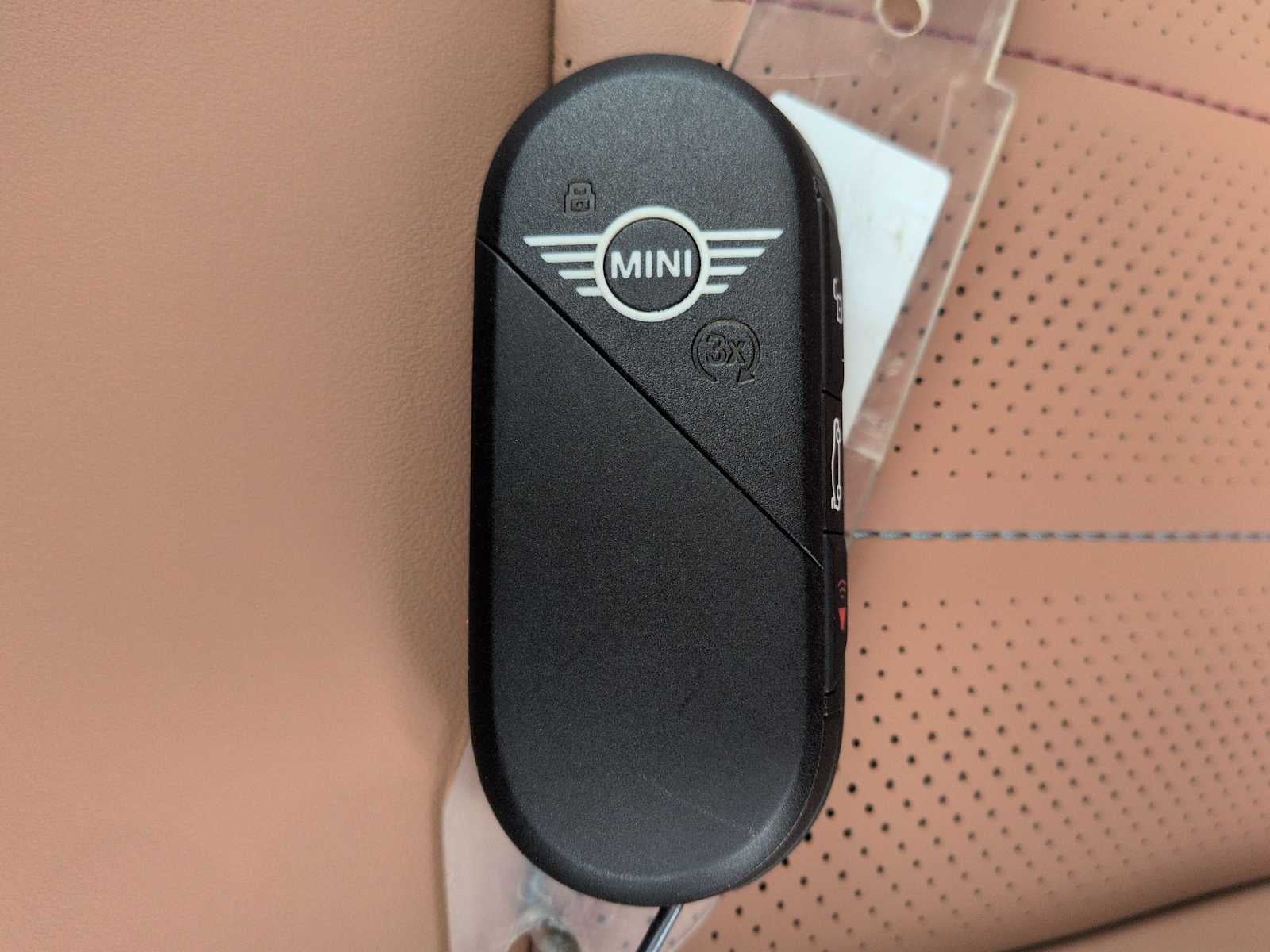 2027 MINI COUNTRYMAN ICONIC