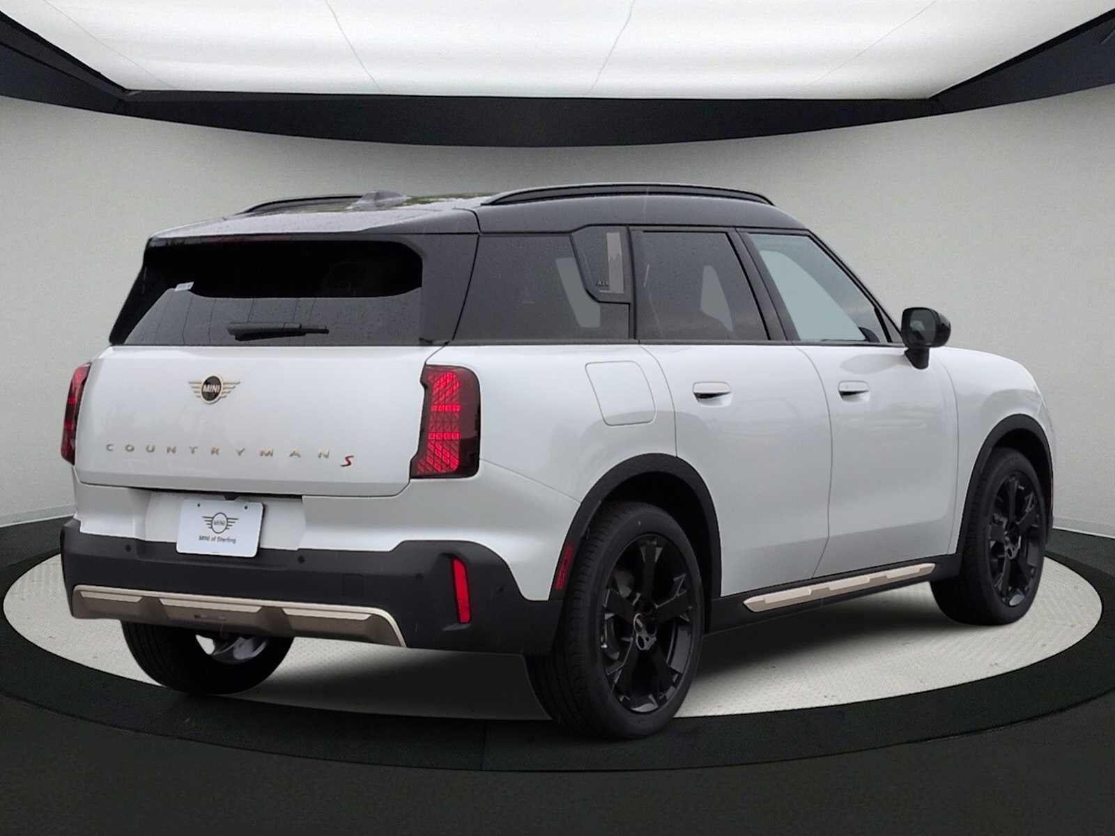 2027 MINI COUNTRYMAN ICONIC