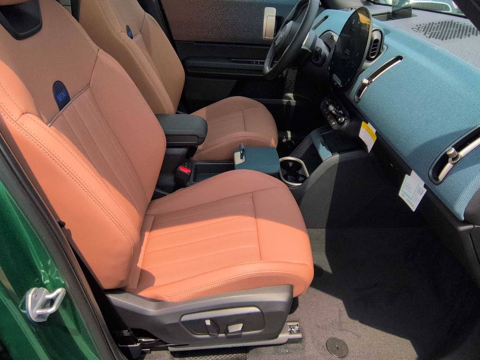 2027 MINI COUNTRYMAN ICONIC