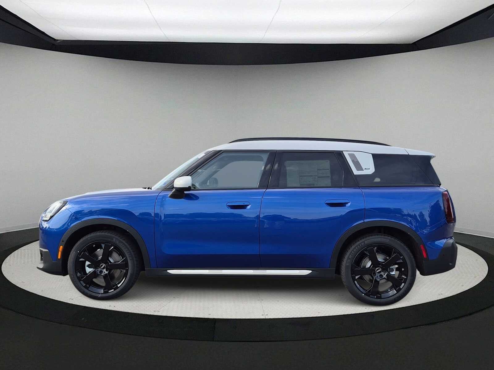 2027 MINI COUNTRYMAN SIGNATURE PLUS