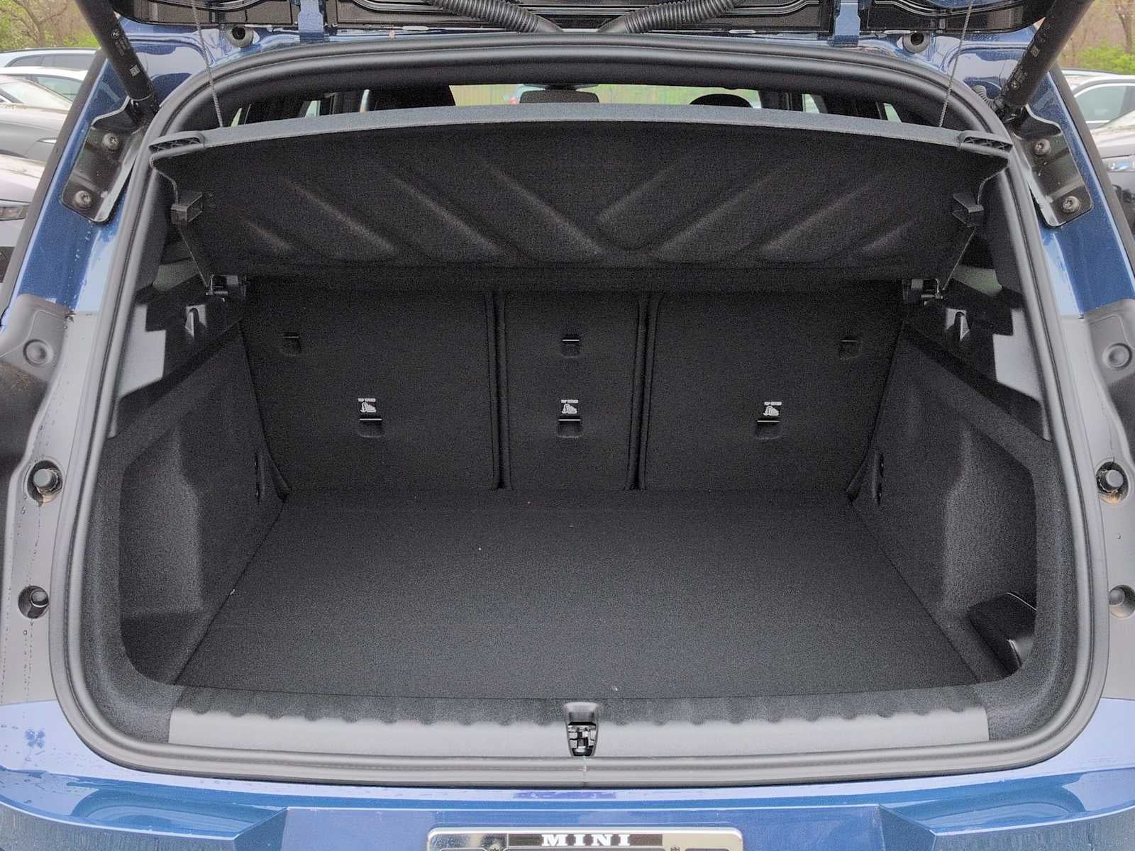 2026 MINI COUNTRYMAN ICONIC