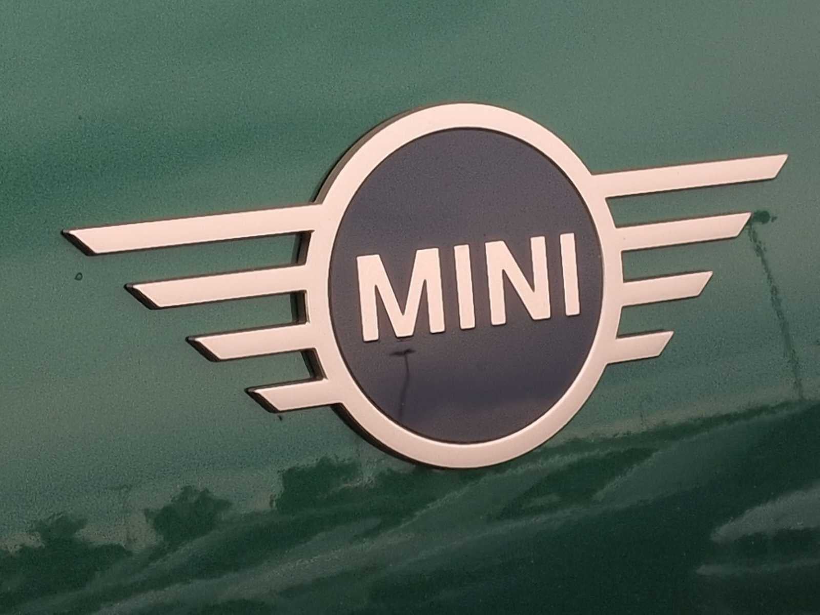 2027 MINI COUNTRYMAN ICONIC