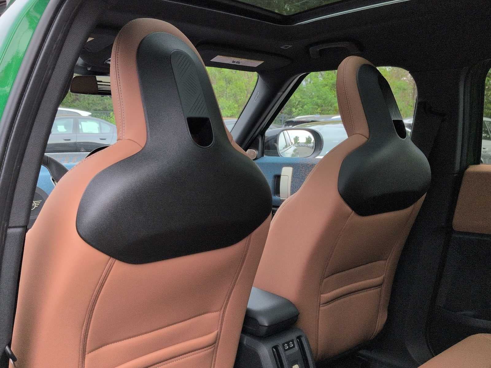 2027 MINI COUNTRYMAN ICONIC