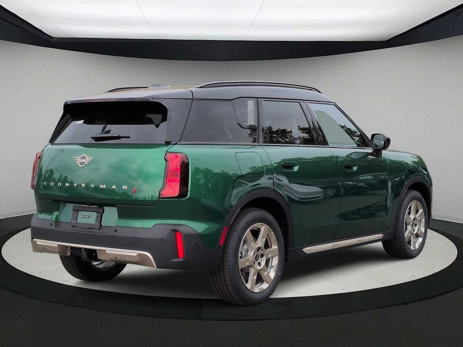 2027 MINI COUNTRYMAN ICONIC