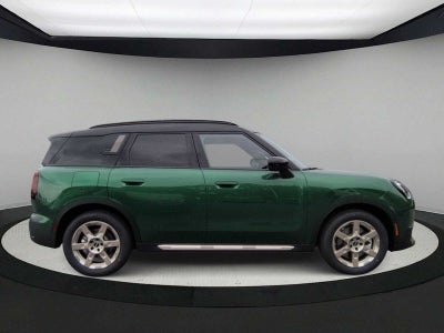 2027 MINI COUNTRYMAN ICONIC