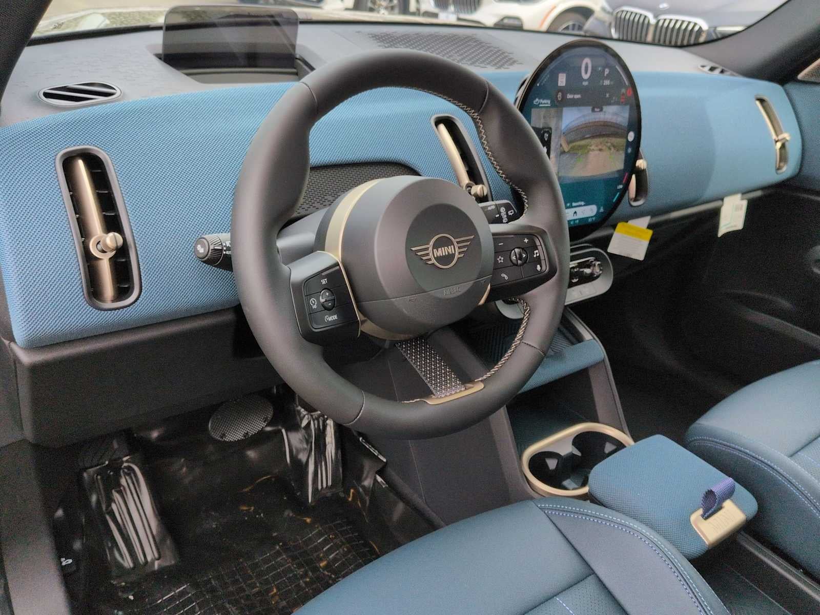 2027 MINI COUNTRYMAN ICONIC