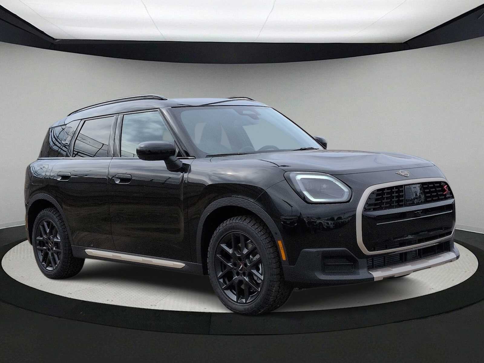 2027 MINI COUNTRYMAN ICONIC