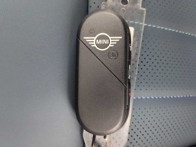 2027 MINI COUNTRYMAN ICONIC