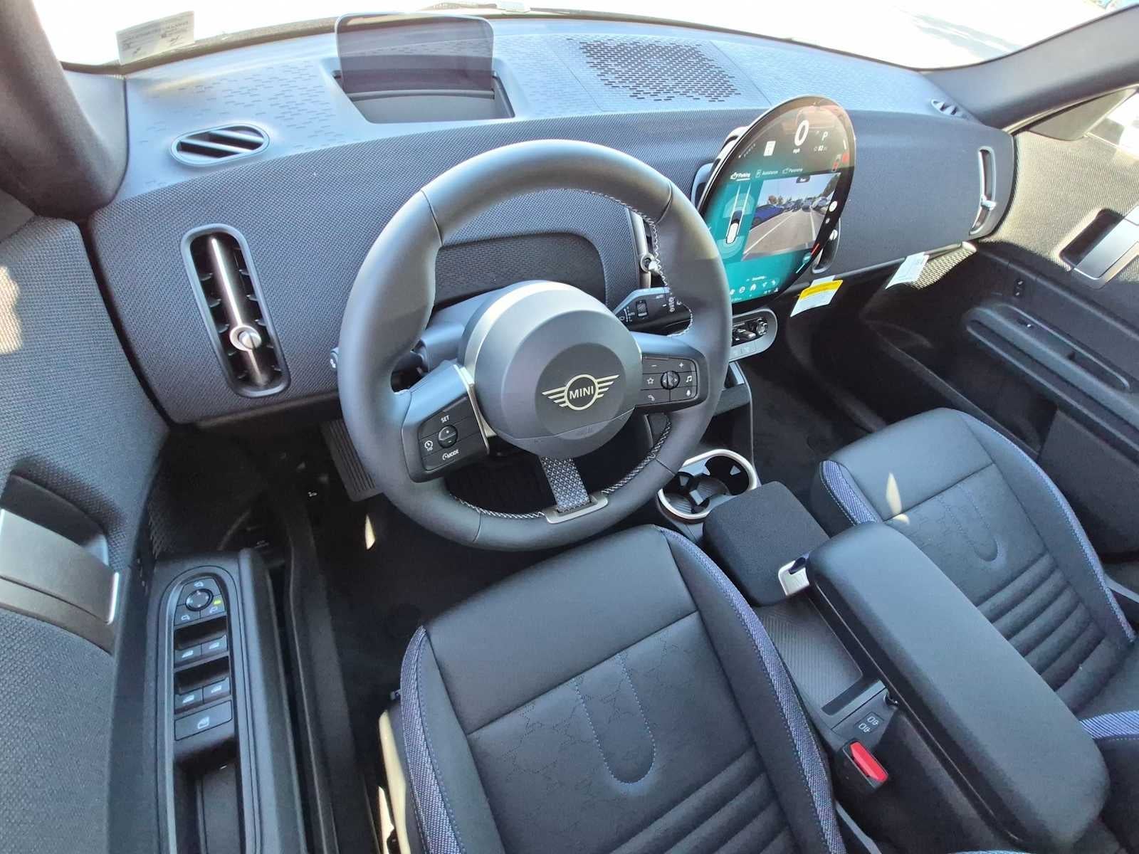 2027 MINI COUNTRYMAN SIGNATURE PLUS