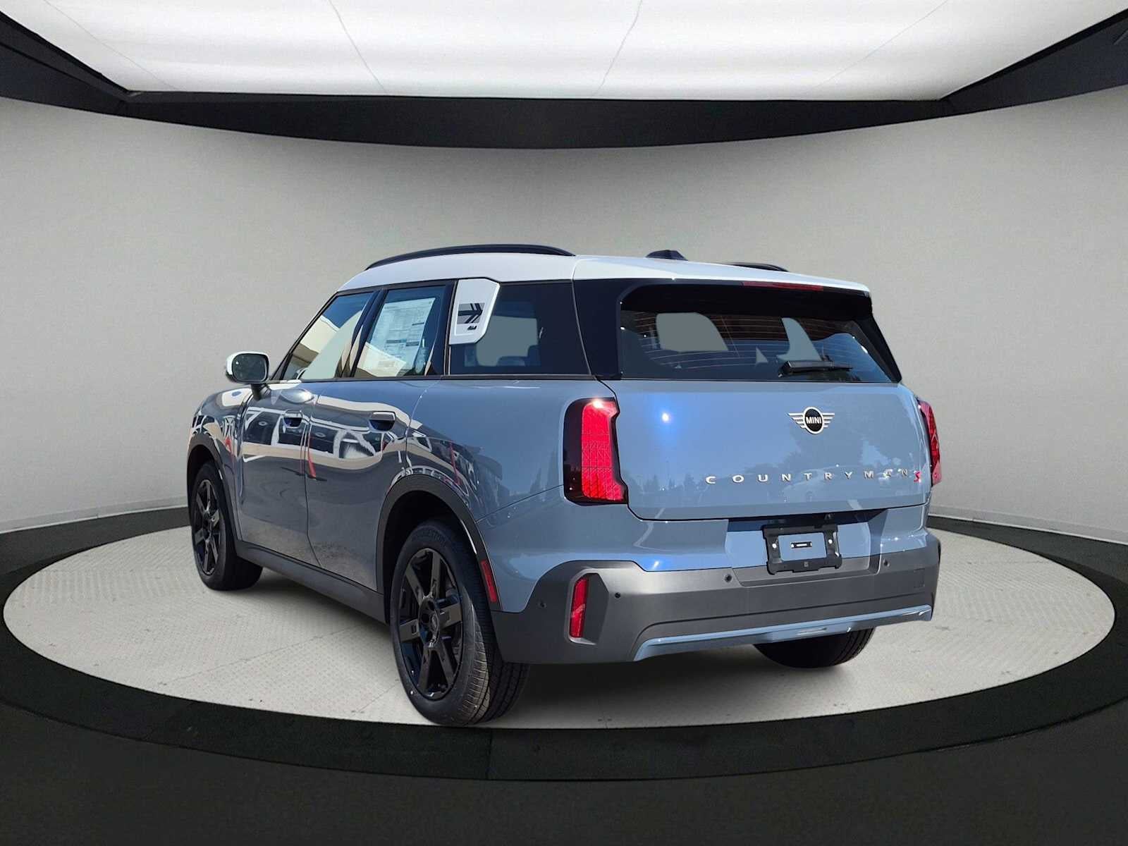 2027 MINI COUNTRYMAN SIGNATURE PLUS