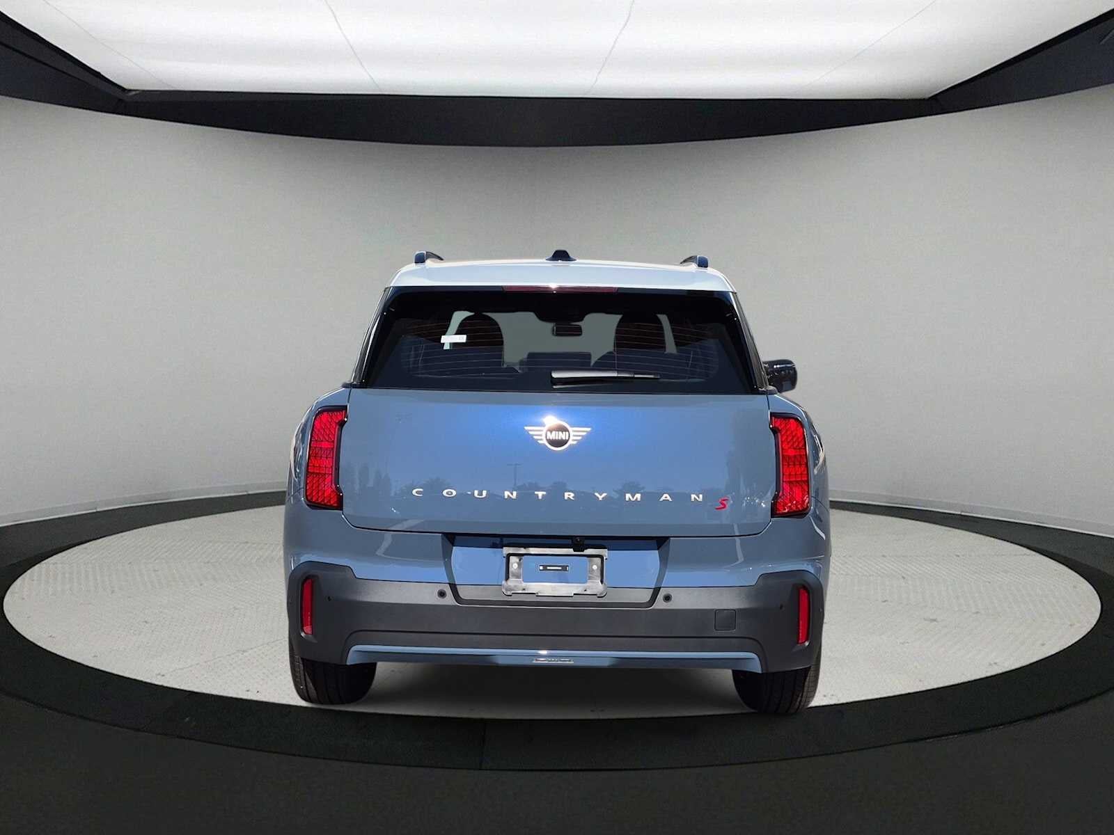 2027 MINI COUNTRYMAN SIGNATURE PLUS