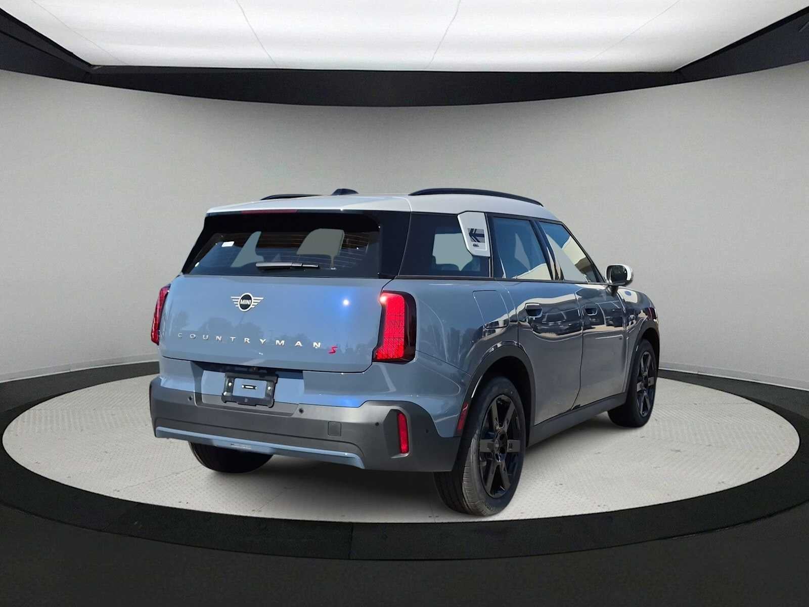 2027 MINI COUNTRYMAN SIGNATURE PLUS