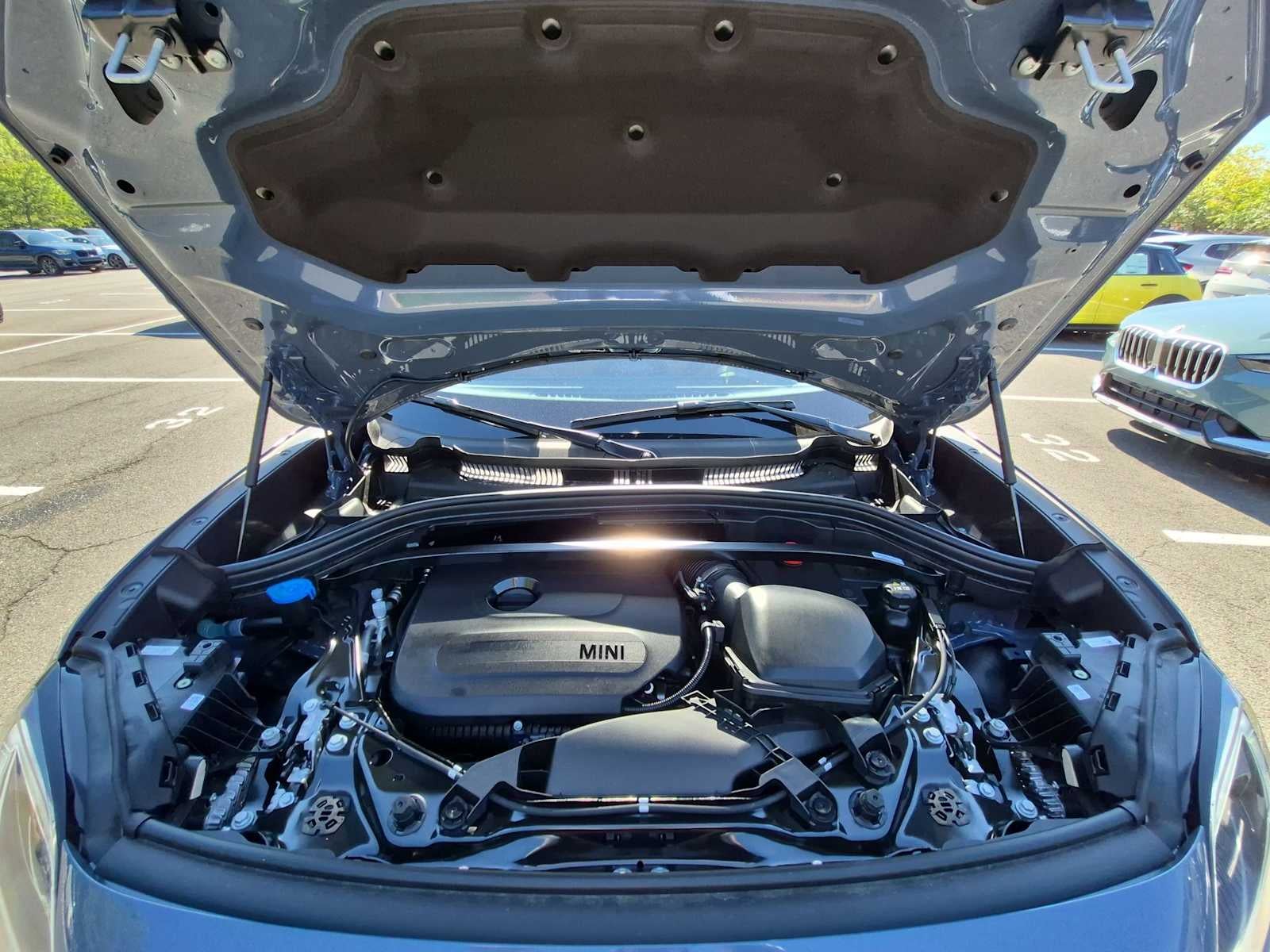 2027 MINI COUNTRYMAN SIGNATURE PLUS