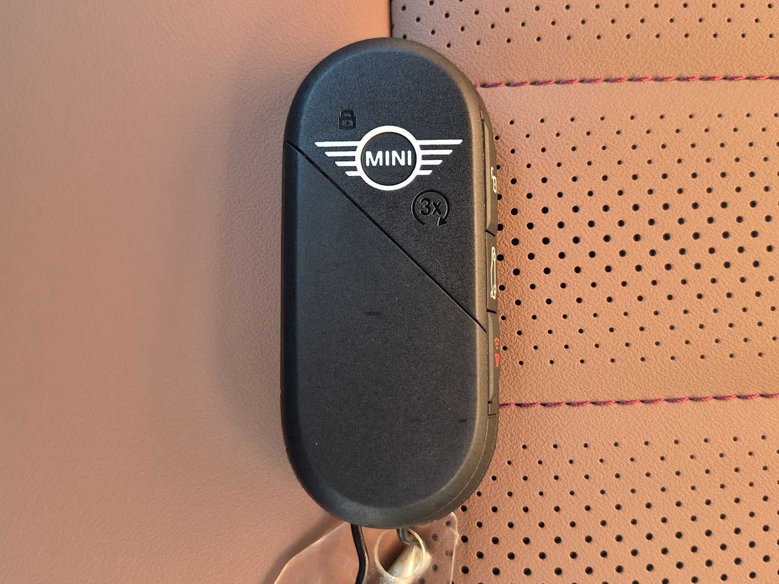 2027 MINI COUNTRYMAN SIGNATURE PLUS
