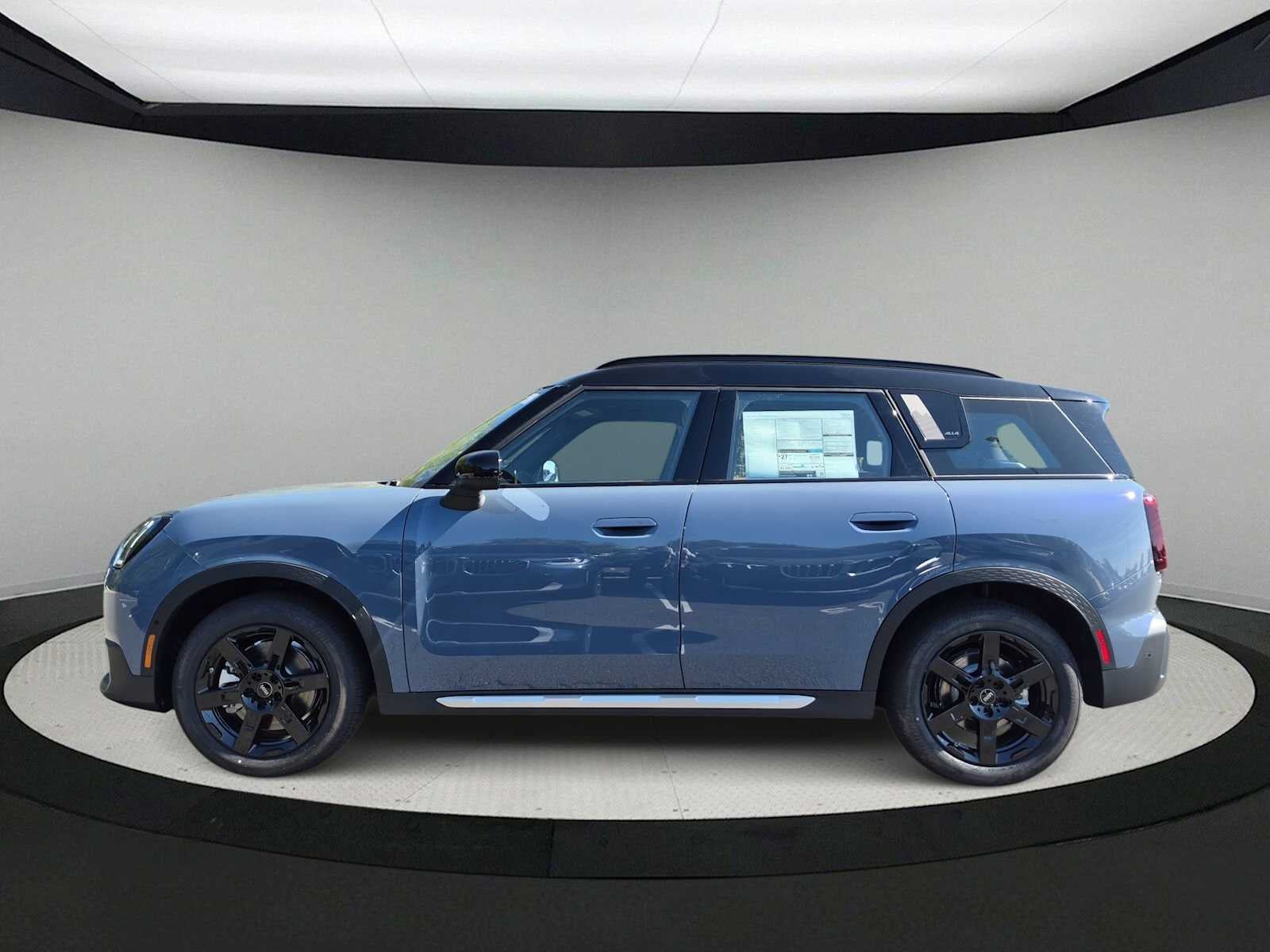 2027 MINI COUNTRYMAN SIGNATURE PLUS