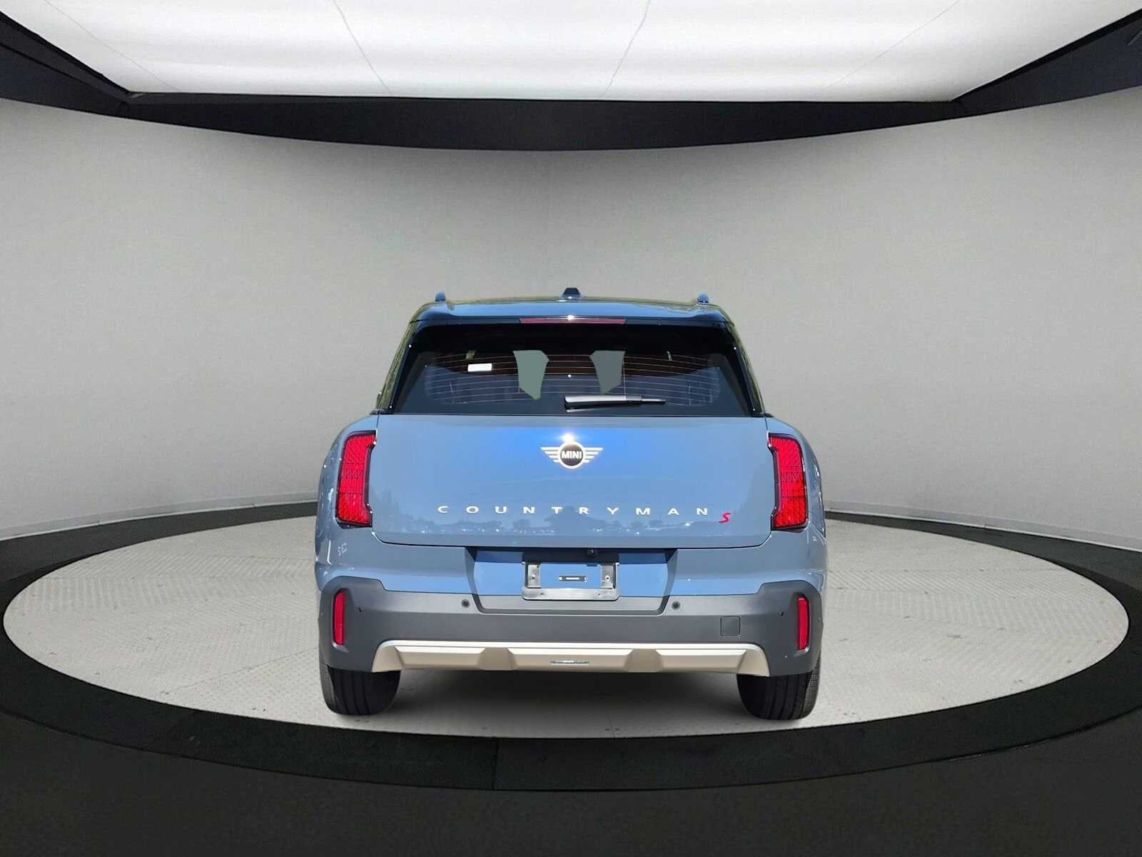 2027 MINI COUNTRYMAN SIGNATURE PLUS
