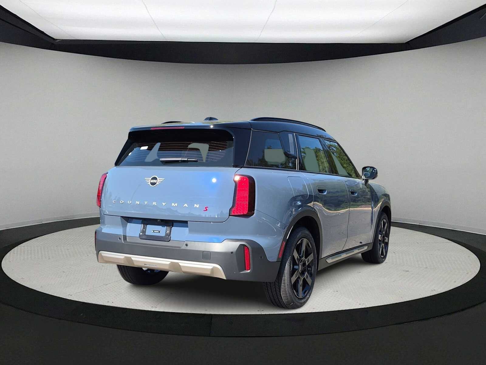 2027 MINI COUNTRYMAN SIGNATURE PLUS