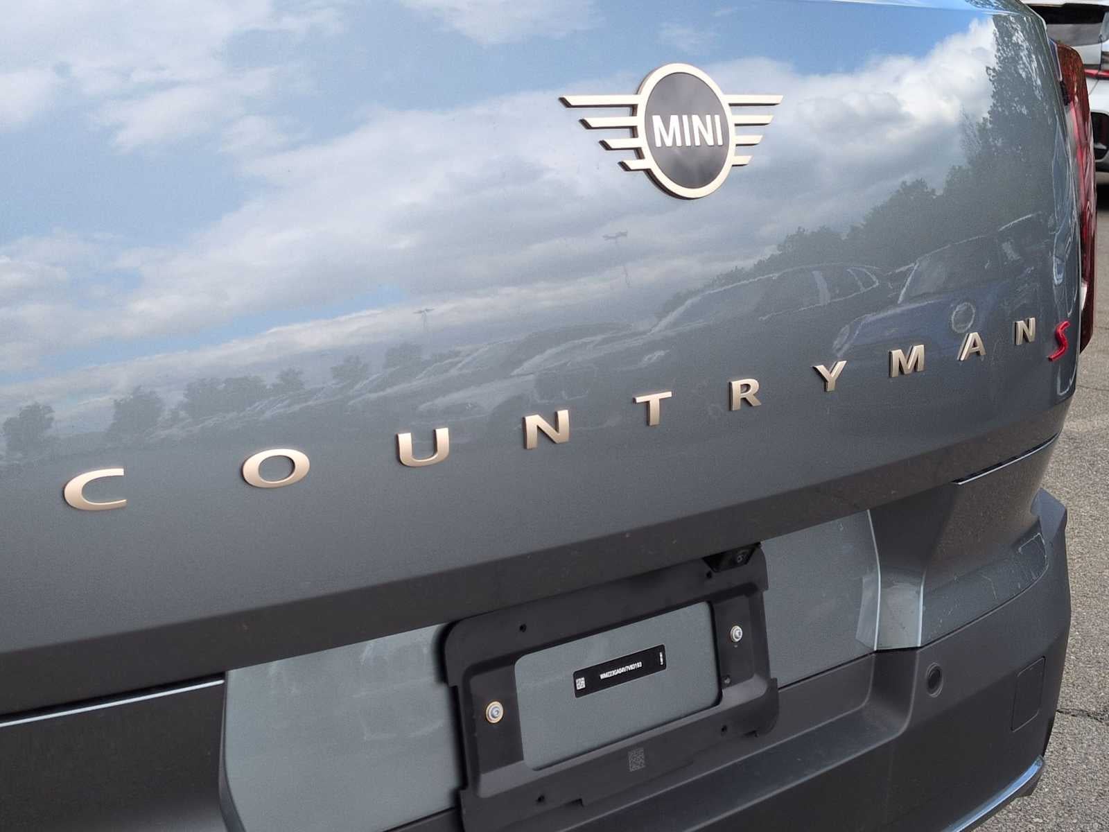 2027 MINI COUNTRYMAN ICONIC