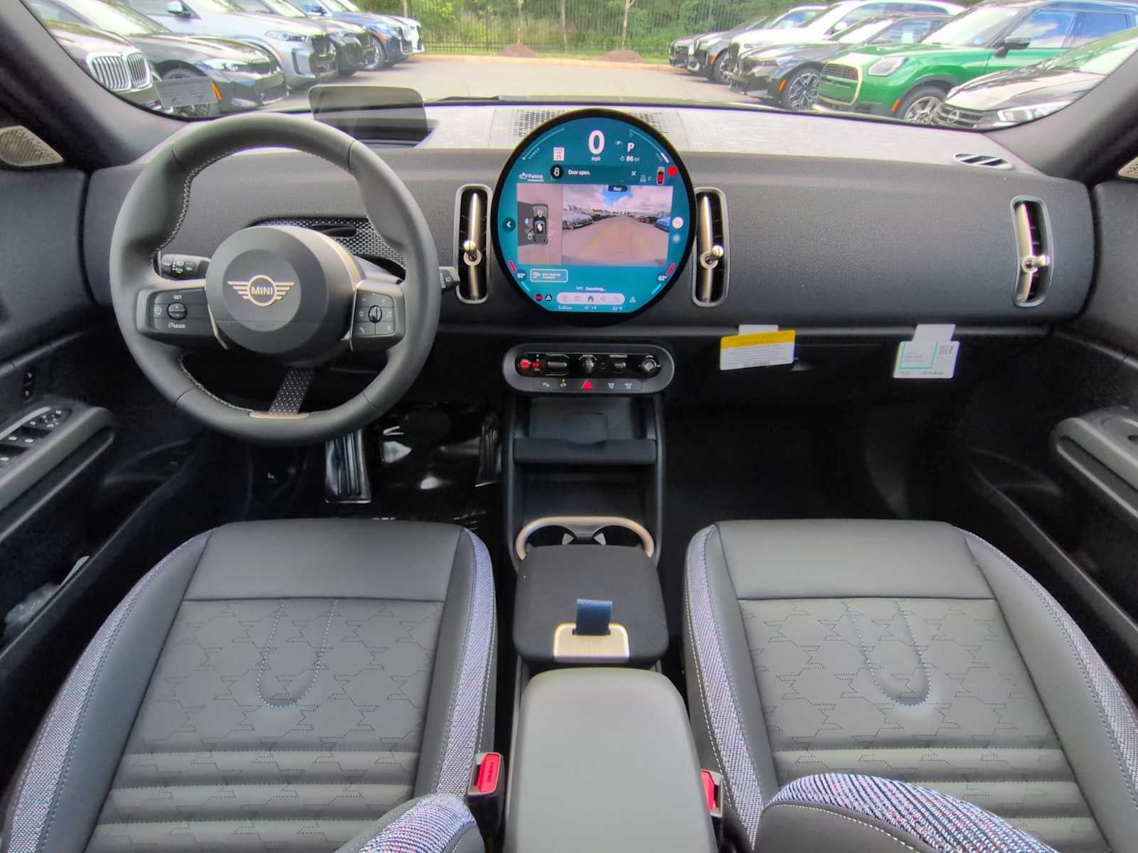 2027 MINI COUNTRYMAN ICONIC