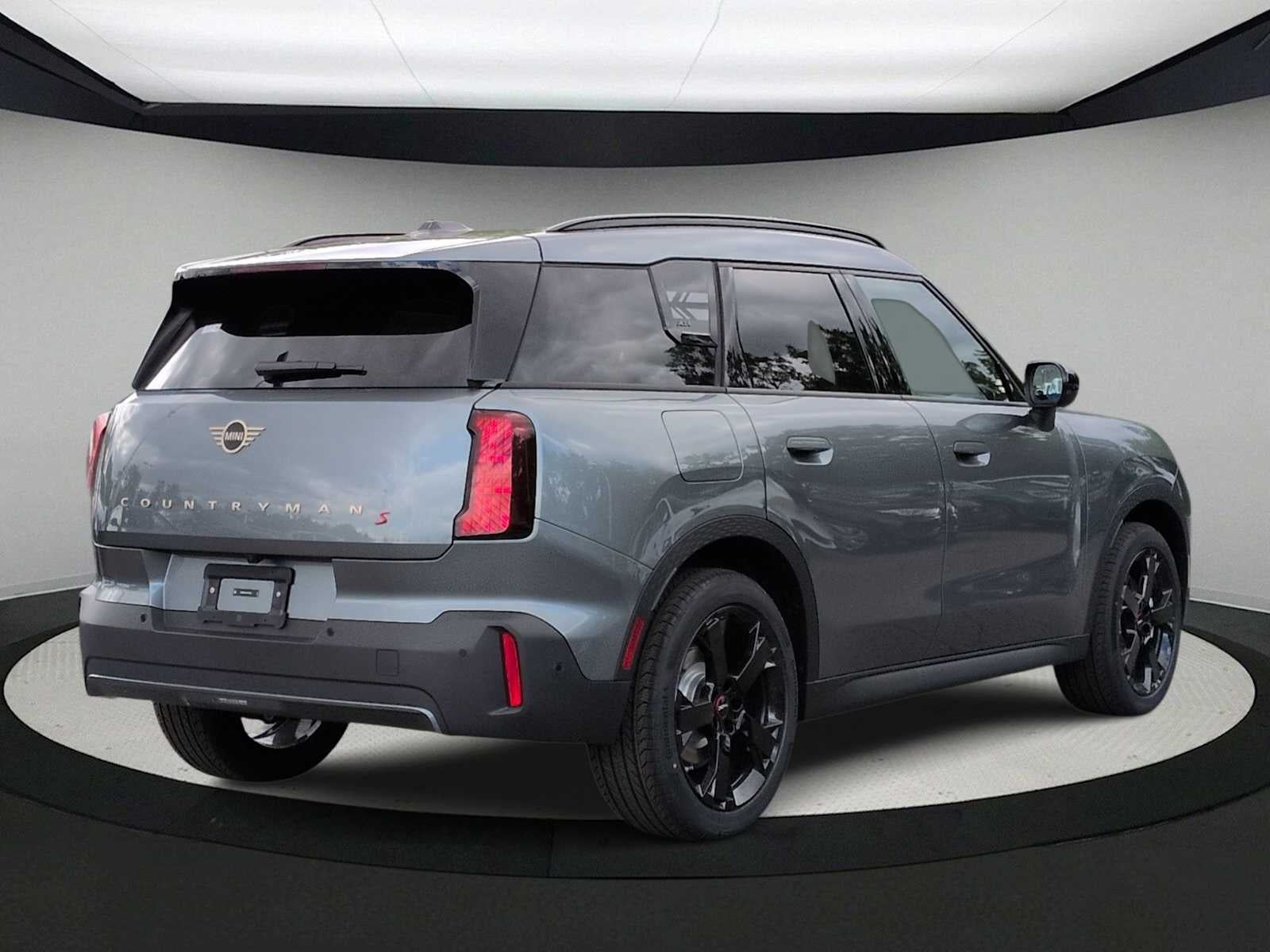 2027 MINI COUNTRYMAN ICONIC