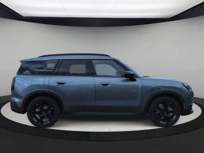 2027 MINI COUNTRYMAN ICONIC