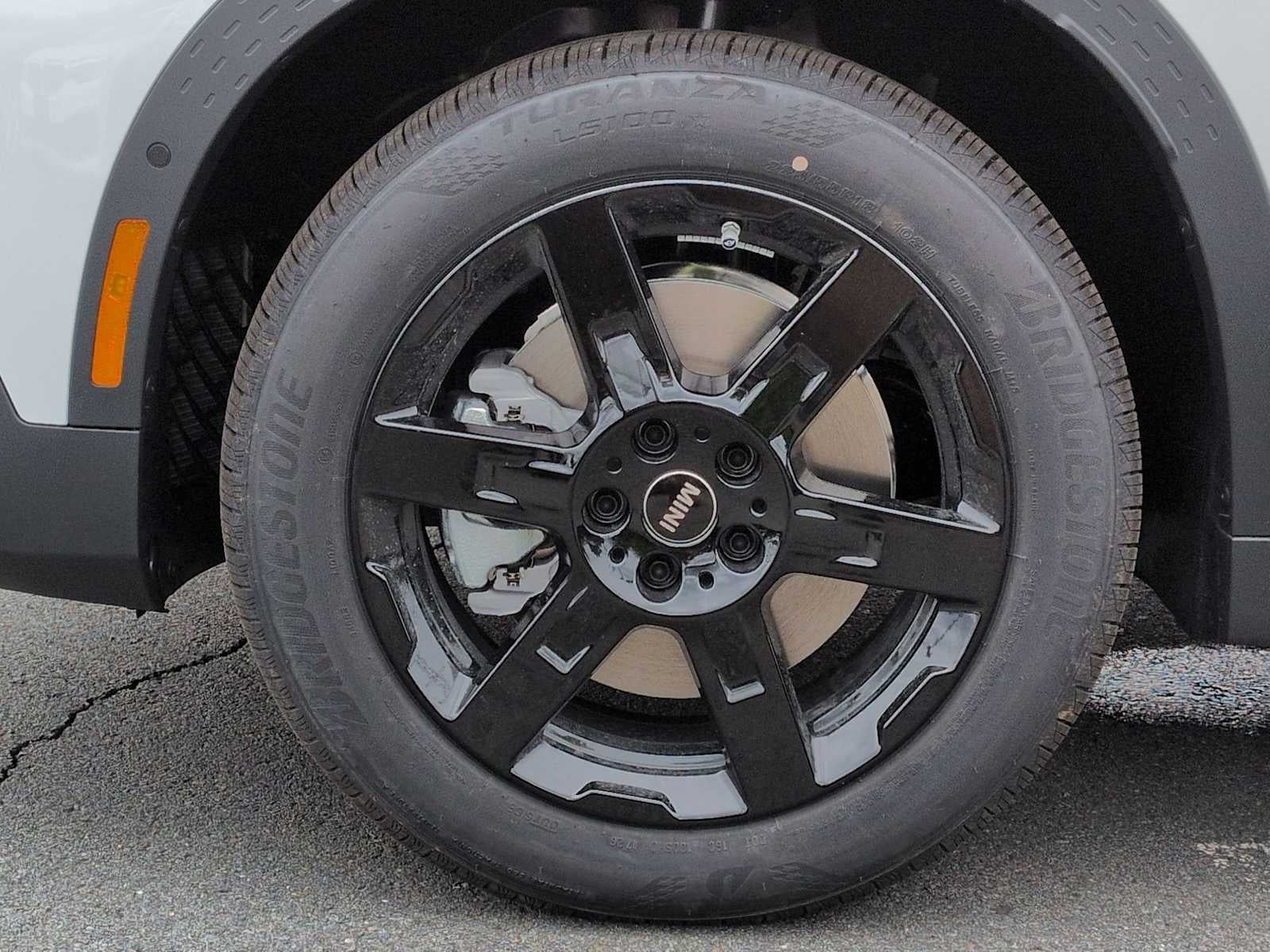 2027 MINI COUNTRYMAN SIGNATURE PLUS
