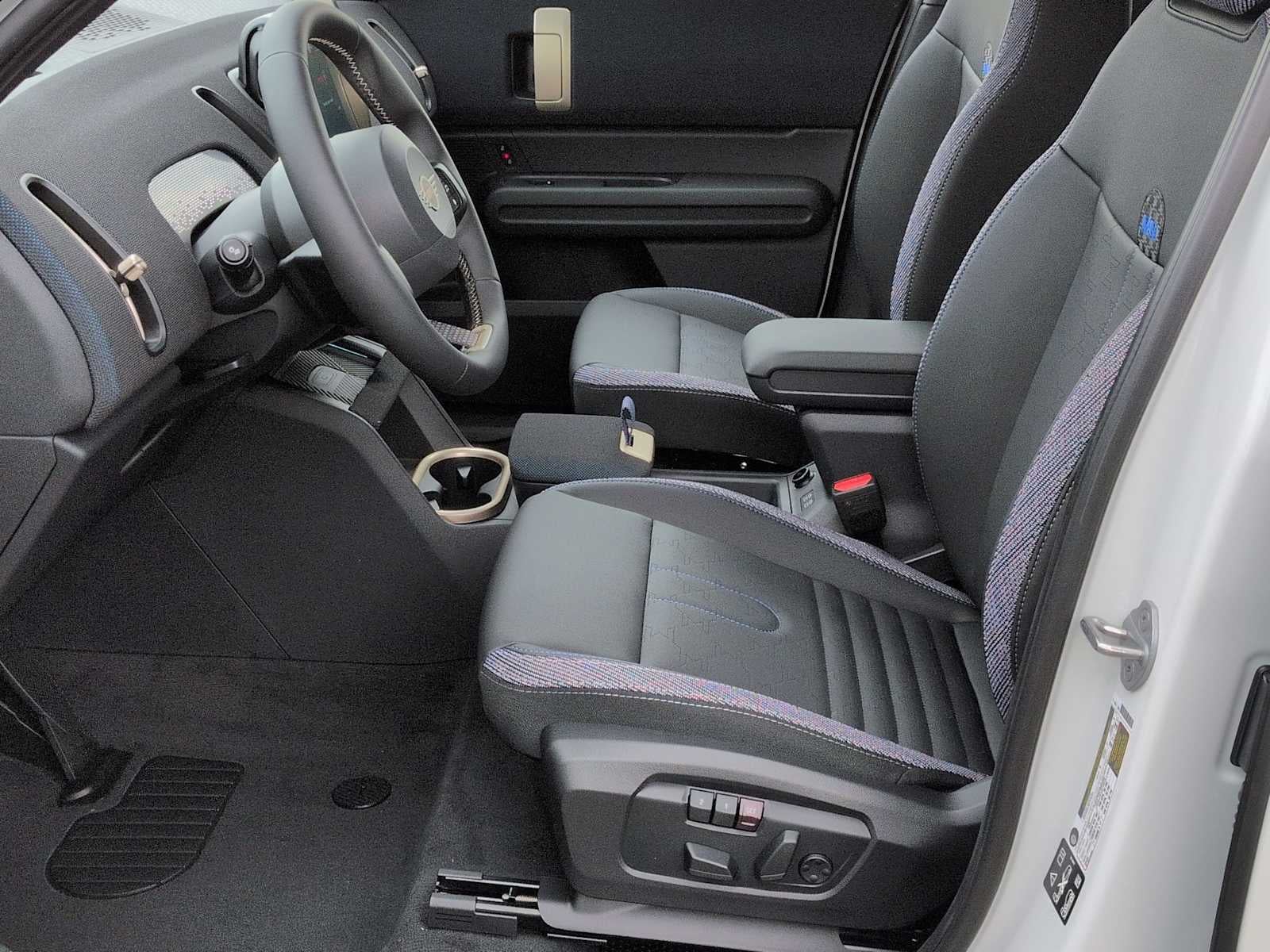 2027 MINI COUNTRYMAN SIGNATURE PLUS